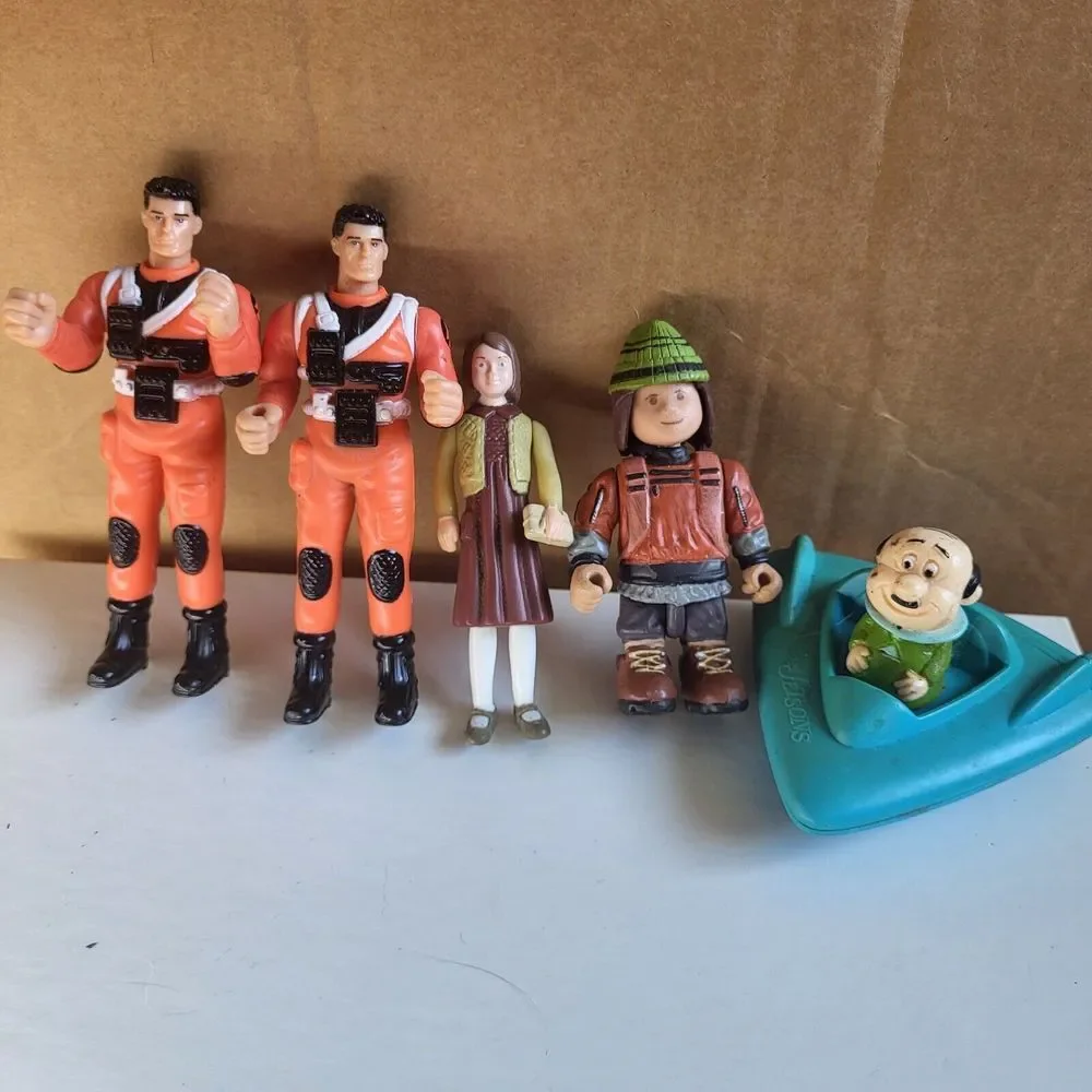 Lot Of 5 Vintage Action Figures 89 Jetsons 01 G.I. Joe 05 Narnia‎ Mighty World